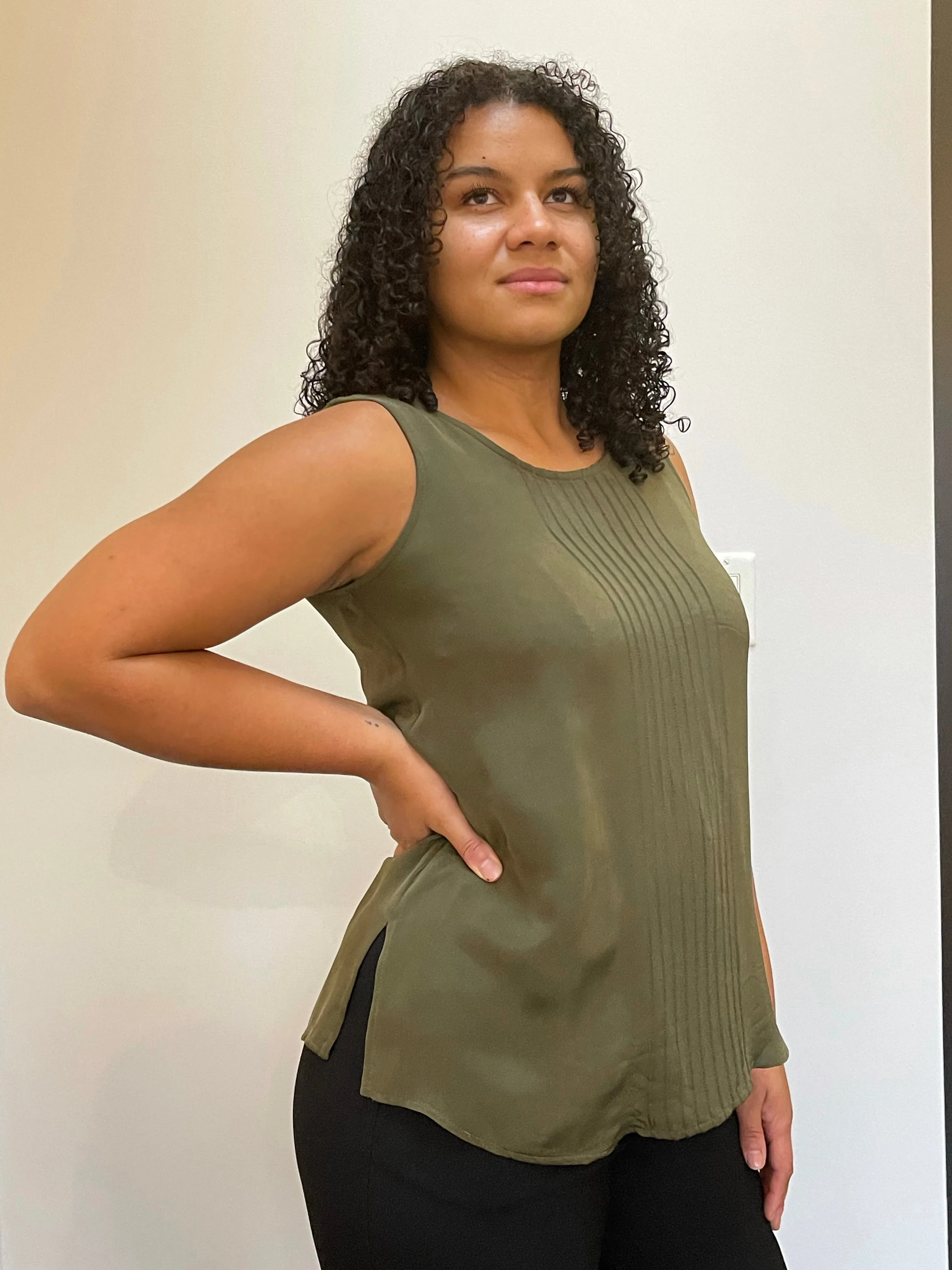 80s Olive 100% Silk Tank - M