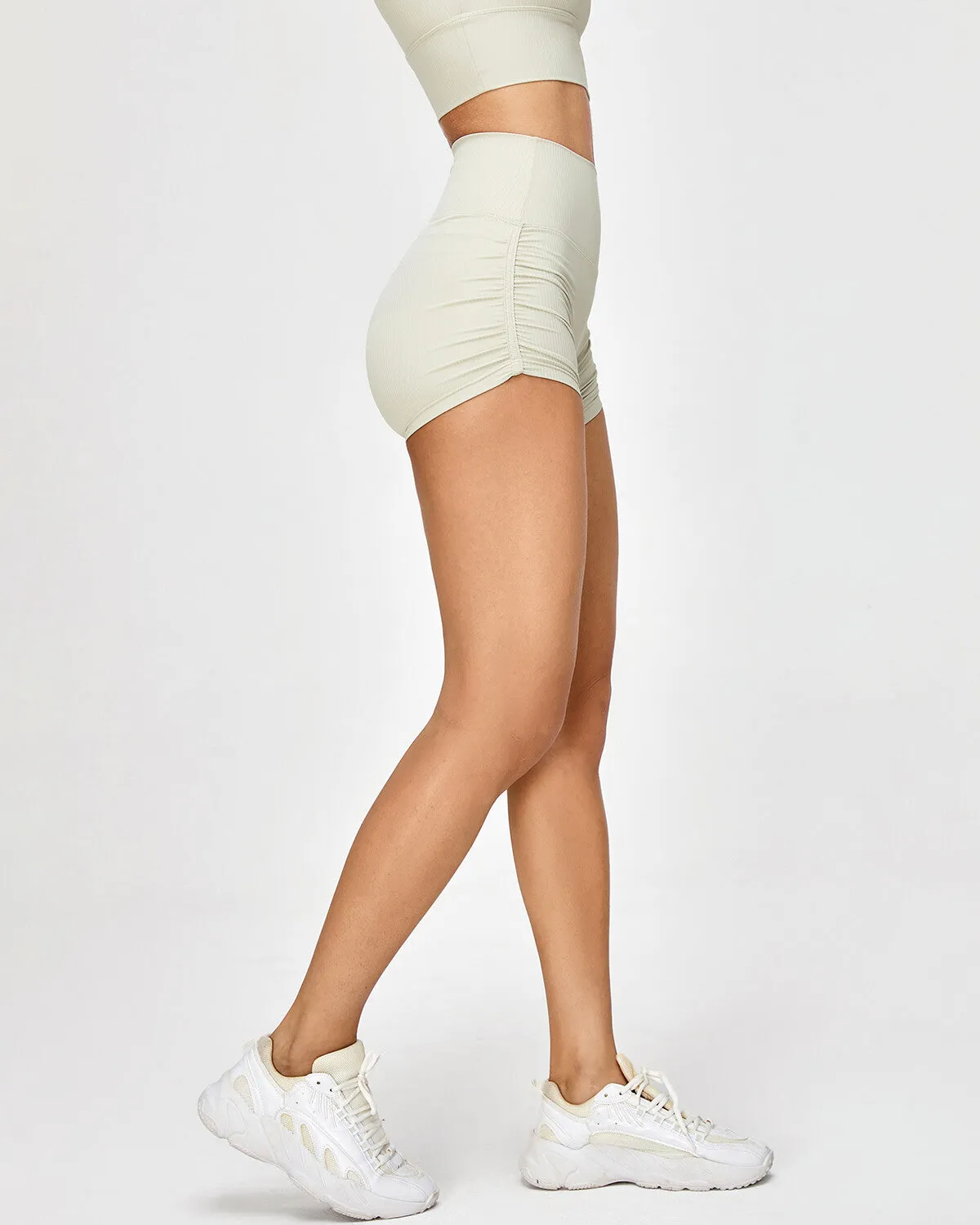 Alena Seamless Shorts - Beige