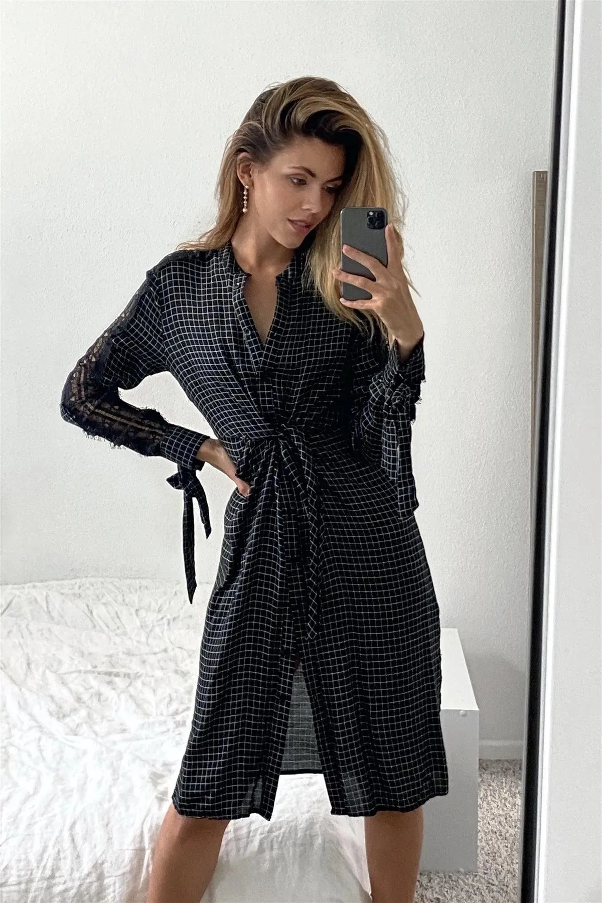 Black Plaid Print Wrap Tie Lace Trim Long Sleeve Midi Dress /3-2-1