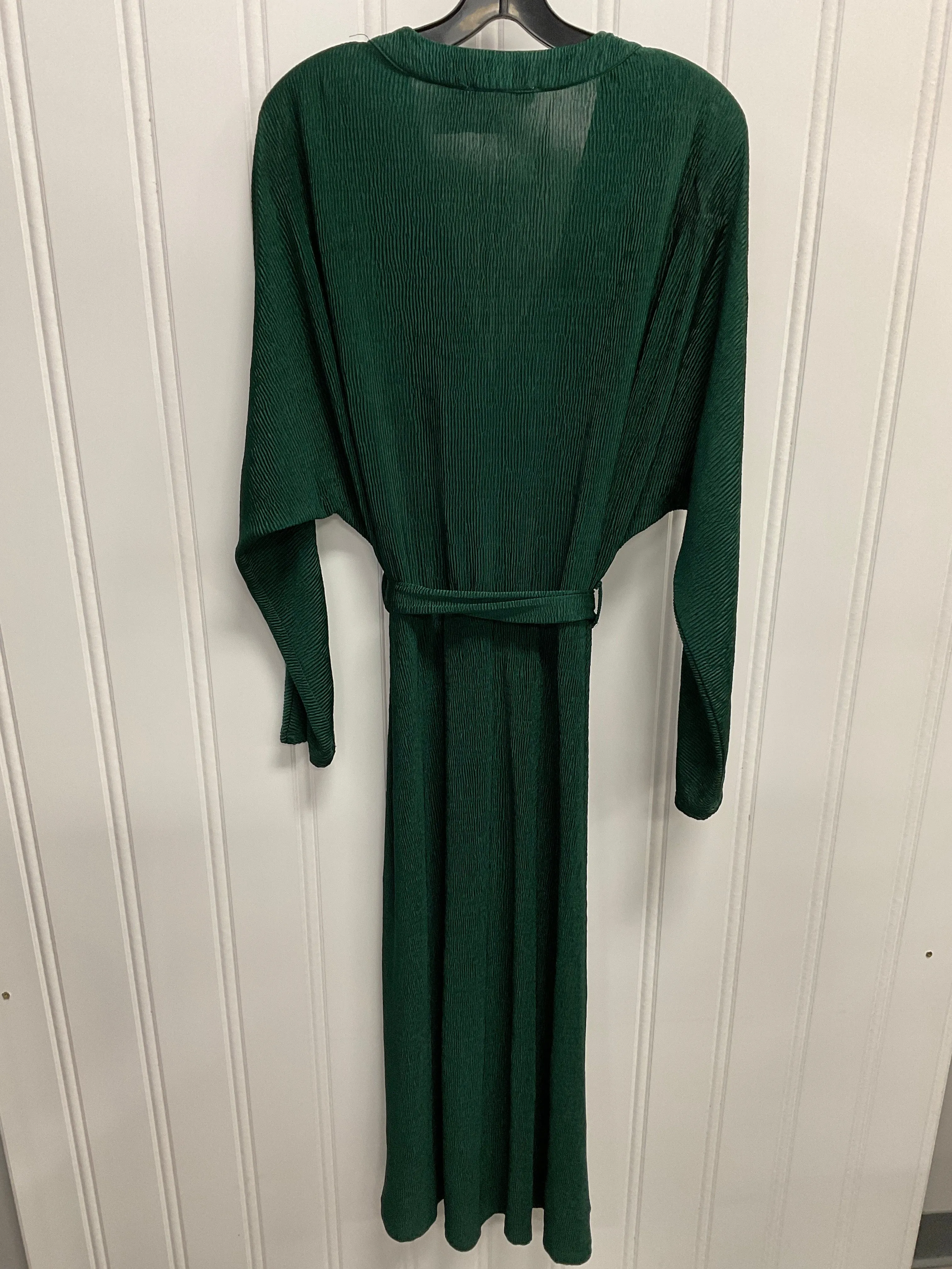 Dress Casual Midi By Clothes Mentor In Green, Size:M