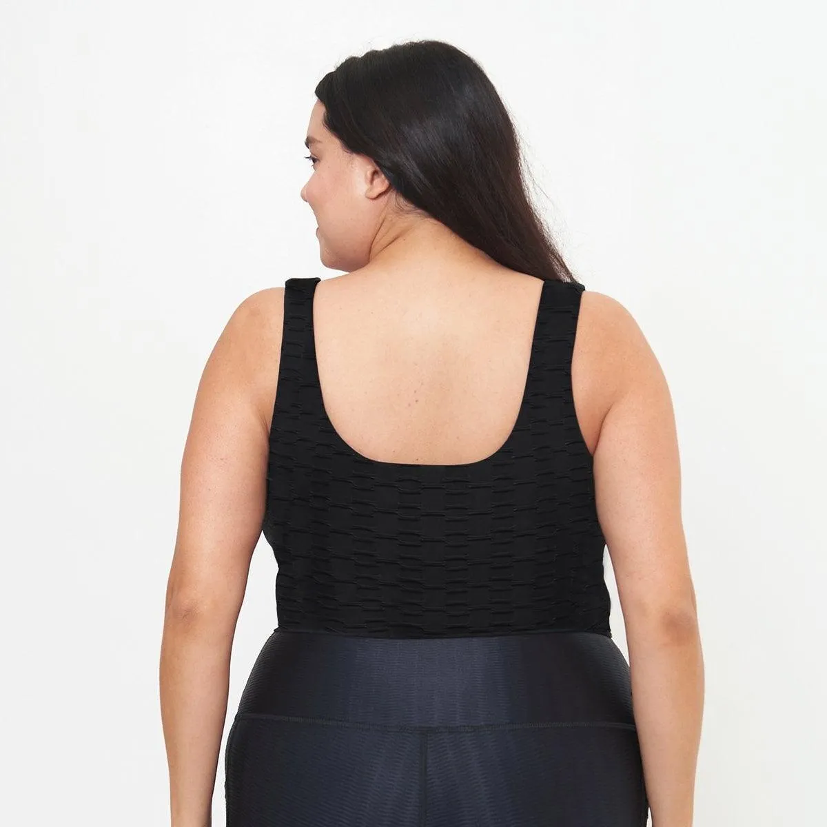 Fitted Tank w/ Built-In Bra - Black Links Pattern