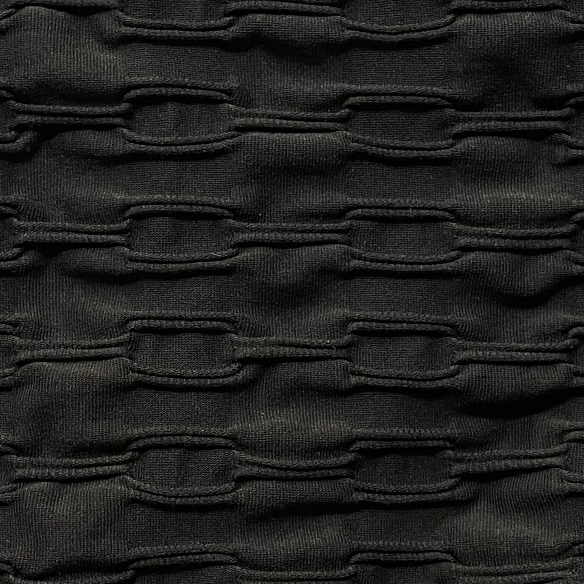 Fitted Tank w/ Built-In Bra - Black Links Pattern