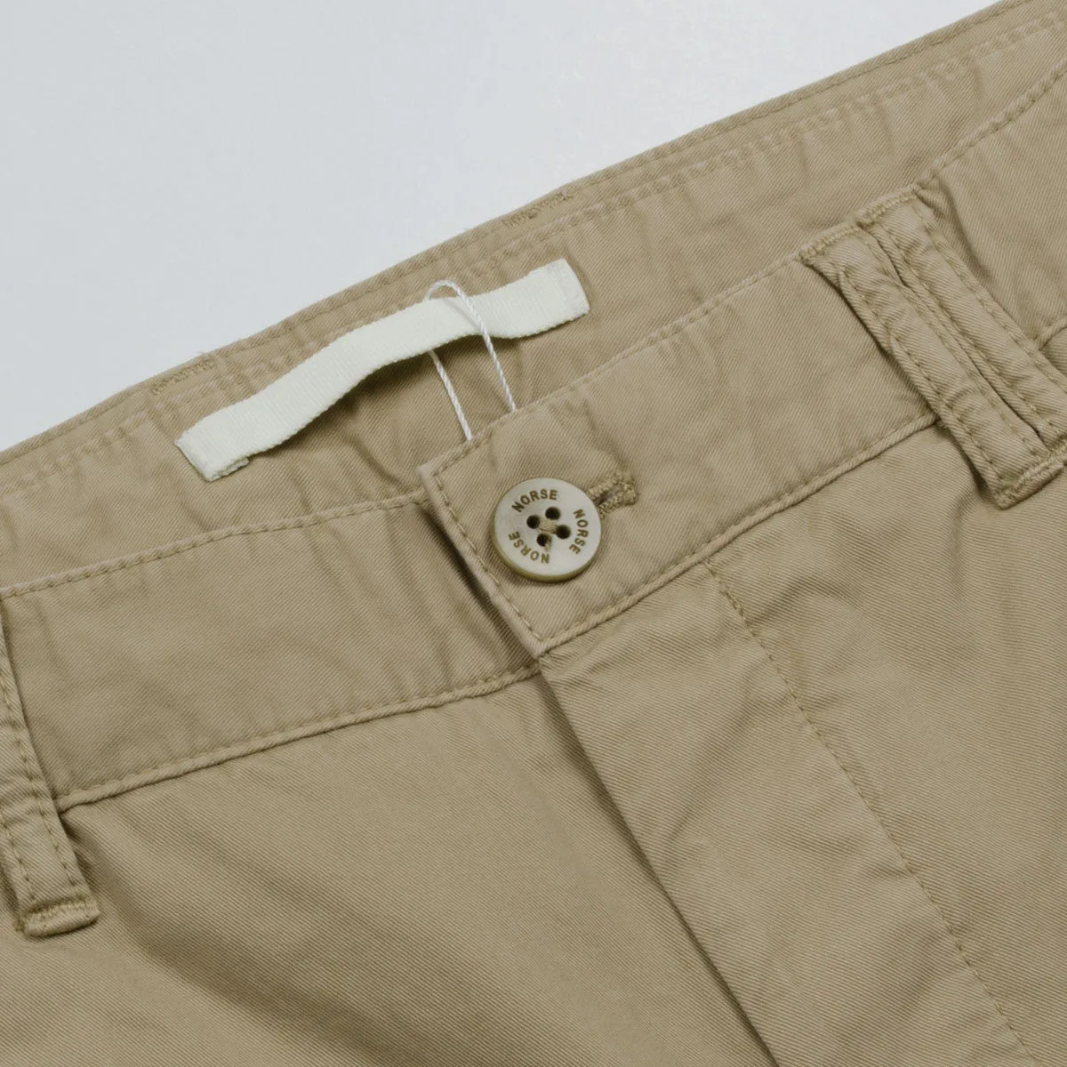 Norse Projects - Aros Slim Light Twill Chinos - Khaki (Beige)