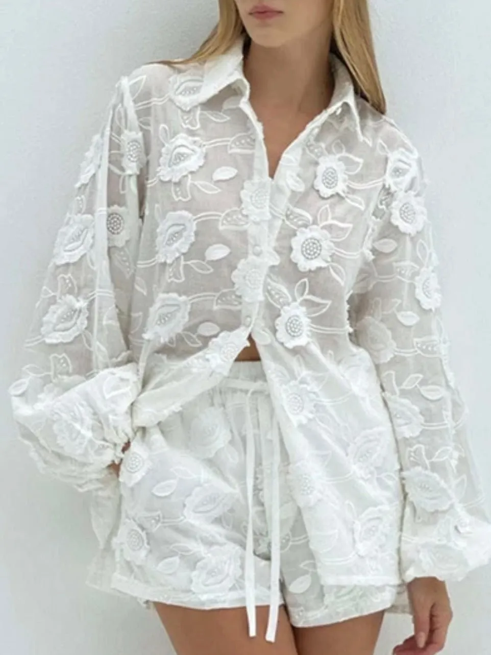 White crochet set of 2 shirt and shorts pants